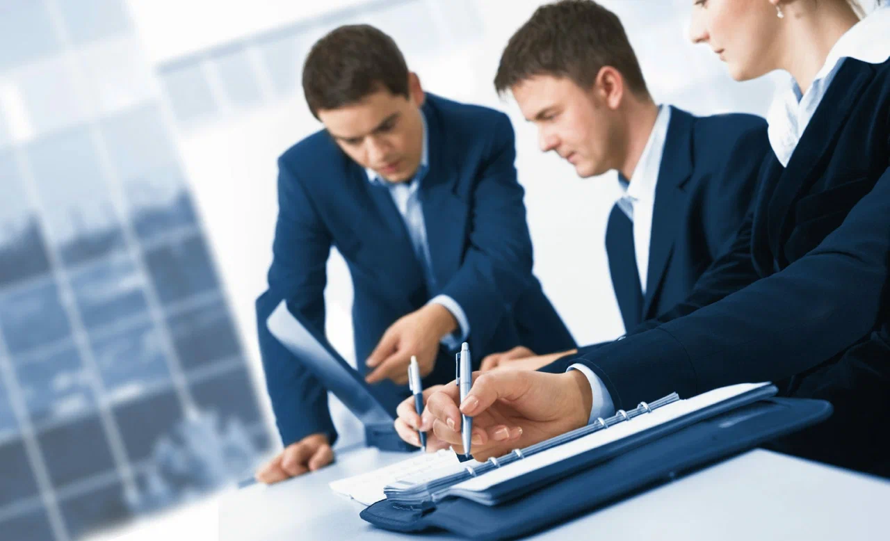 أسعار دبلوم إدارة أعمال: دليلك الشامل لاختيار الدبلوم المناسب